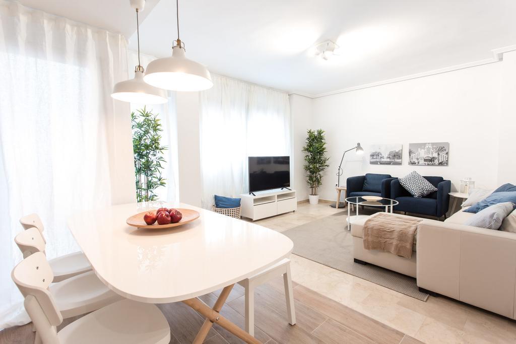 The Lucky Flats - Pintor Sorolla Apartment Alicante Ngoại thất bức ảnh