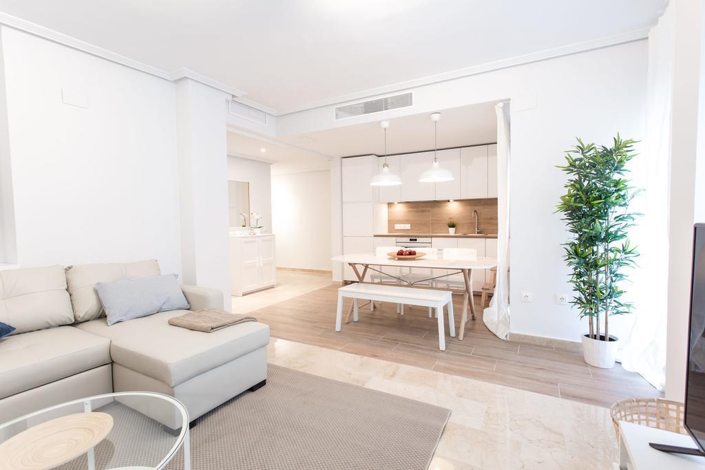 The Lucky Flats - Pintor Sorolla Apartment Alicante Ngoại thất bức ảnh
